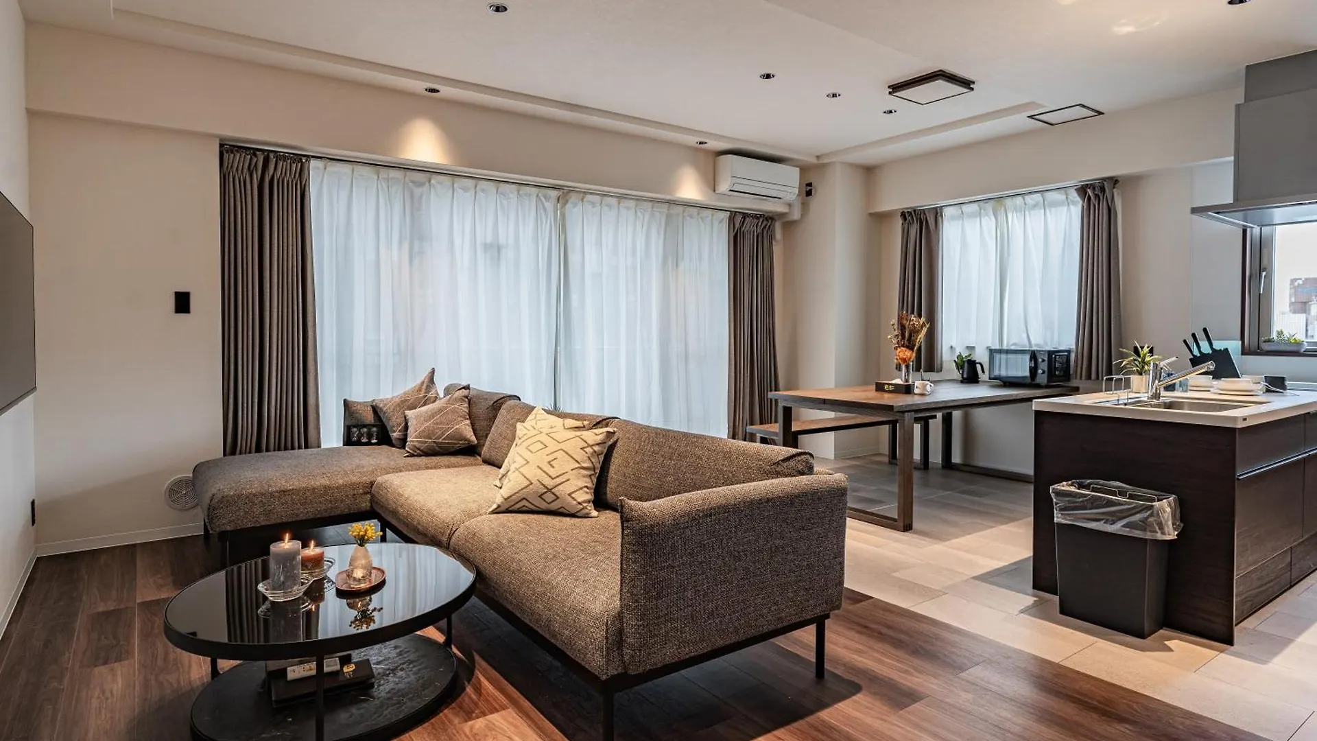 Apartment Hotel 11 Shinsaibashi Amemura Ōsaka 3*,  Japon